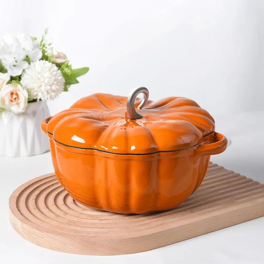 Cozy Autumn Pumpkin Cast Iron Pot – Limited Edition Fall Cookware 🍁