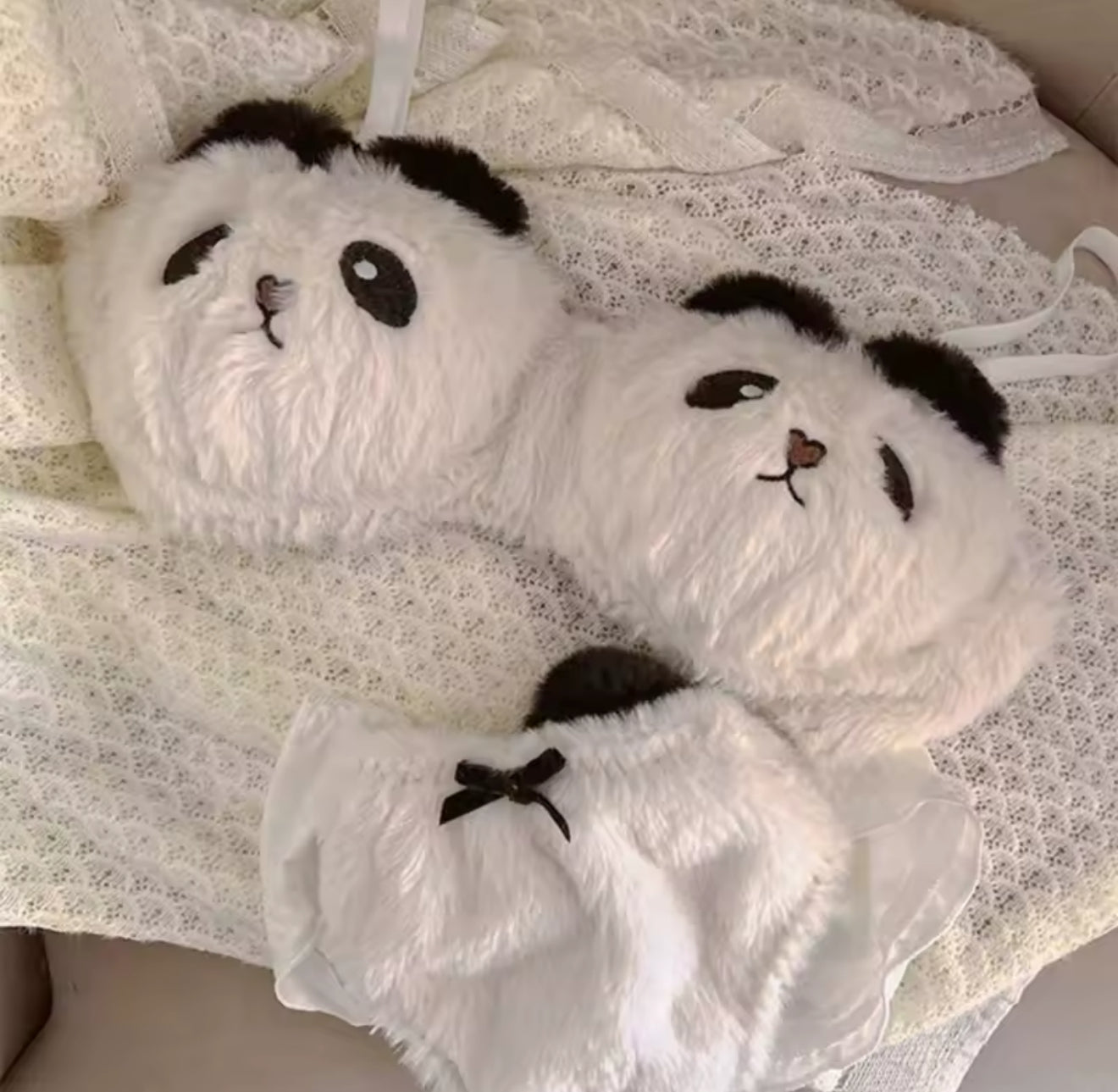 1 Plushie set🧸