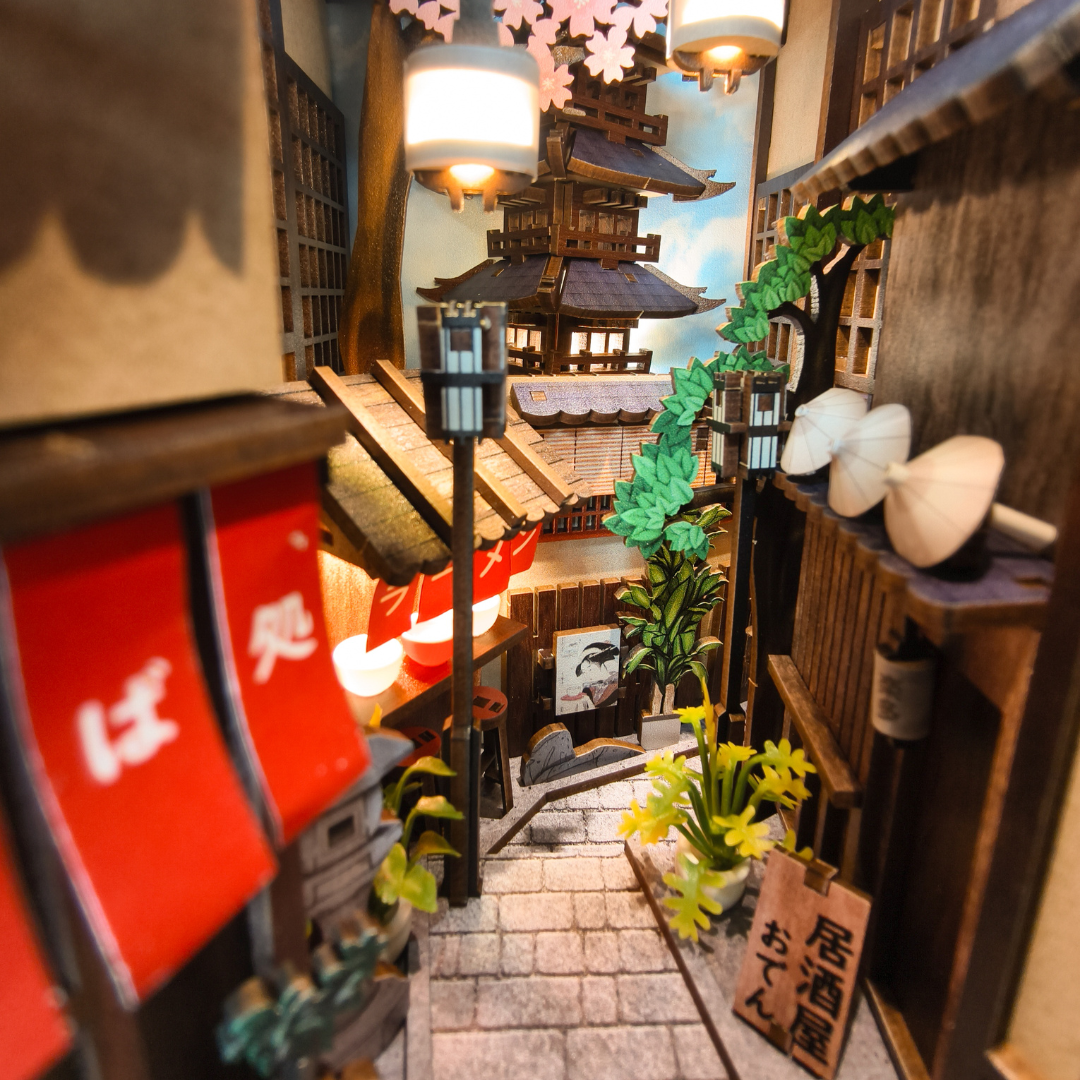 Kyoto Gion Book Nook