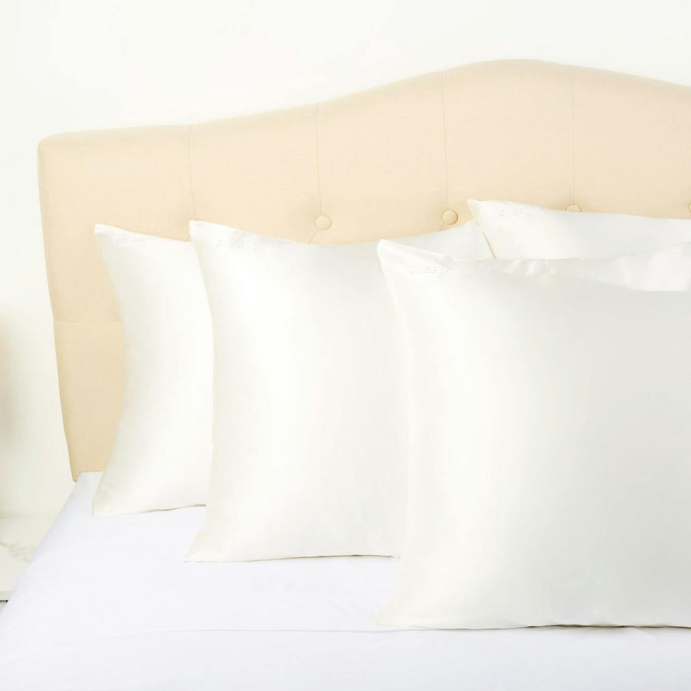 Moon™ - Silk Pillowcase